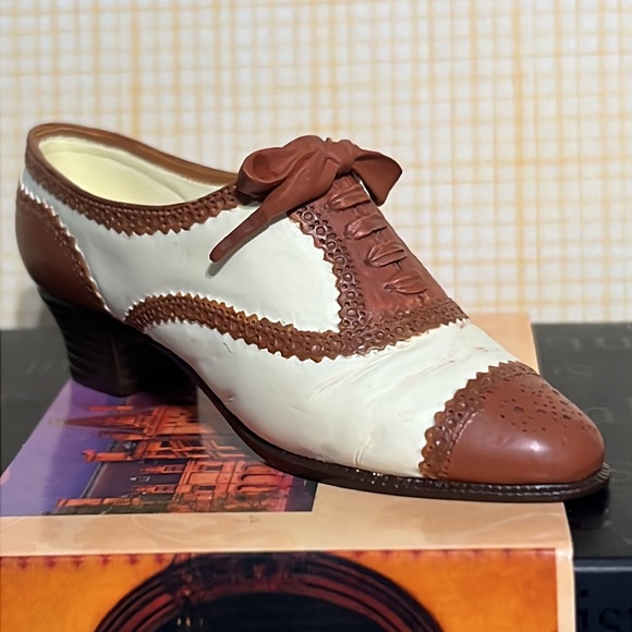Just the Right Shoe "Brogue Ballyhoo" #25416 Collectible miniature - Picture 3 of 8